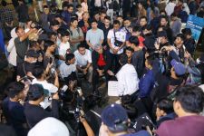 Nongkrong dengan Anak Muda di Bandung, Ganjar Pranowo Matangkan Konsep Kewirausahaan - JPNN.com Jabar
