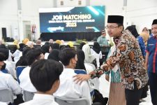 Pengangguran Lulusan SMK di Sidoarjo Menurun, Gus Muhdlor Pakai Trik Jitu Ini - JPNN.com Jatim