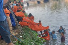 Hindari Tawuran, 2 Pemuda di Surabaya Tewas Setelah Menceburkan Diri ke Sungai - JPNN.com Jatim