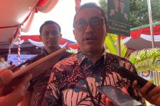 Tingkatkan Distribusi Air, PDAM Surya Sembada Rehabilitasi Pipa Jaringan - JPNN.com Jatim