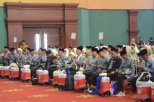Iwan Setiawan Antar Keberangkatan 3.530 Calhaj Asal Kabupaten Bogor di Tahun Ini - JPNN.com Jabar