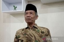 Ahmad Tohari: Bahasa Daerah Jangan Dilupakan - JPNN.com Jateng