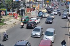 Libur Panjang, Kendaraan Wisatawan di Bandung Masih Landai - JPNN.com Jabar