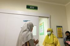 Ibu di Surabaya Meninggal Dunia Saat Tunggu Antrean ICU RS Soewandhi - JPNN.com Jatim