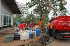 Dampak Kemarau Panjang, 8 Kelurahan di Kota Semarang Kekurangan Air Bersih - JPNN.com Jateng