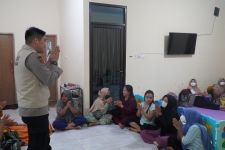 Polisi Mengamankan 24 Perempuan di Sebuah Rumah di Bandar Lampung, Ternyata Diduga Korban - JPNN.com Lampung
