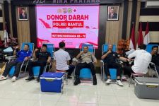 Brajamusti dan PSHT Ikut Acara Donor Darah Hari Bhayangkara - JPNN.com Jogja