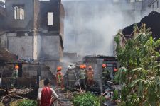 Sembilan Rumah di Bandung Ludes Dilahap Si Jago Merah - JPNN.com Jabar