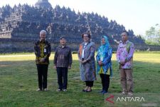 Ganjar Ungkap Kesan Kaisar Jepang saat Kunjungi Candi Borobudur - JPNN.com Jateng