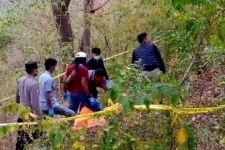 Pria Probolinggo Ditemukan Tewas di Hutan Jati Situbondo, Ada Luka Bacok di Kepala - JPNN.com Jatim
