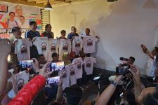 Ono Surono Apresiasi Rumah Relawan, Energi Baru Untuk Menangkan Ganjar Pranowo - JPNN.com Jabar