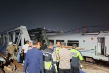 Polisi Beberkan Dugaan Penyebab KA Brantas Hantam Truk di Semarang - JPNN.com Jateng