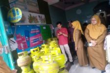 LPG 3 Kg di Kediri Dilaporkan Mengalami Kelangkaan, Pemkot Temukan Penyebabnya - JPNN.com Jatim