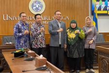 3 PTN di Surabaya Kukuhkan Guru Besar Secara Bersamaan - JPNN.com Jatim