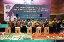 Tekan Konflik Sosial, Bupati Muhdlor Bagikan Sound System ke RT se-Sidoarjo - JPNN.com Jatim