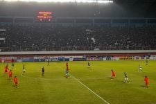 PSS Kalah di Kandang, Persija Jakarta Puncaki Klasemen Liga 1 - JPNN.com Jogja