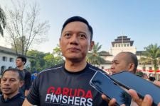 Lari Pagi di Lapangan Gasibu Bandung, AHY Ajak Anak Muda Rutin Berolahraga - JPNN.com Jabar