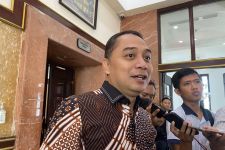 Tanpa Diminta, Wali Kota Eri Siap Jadi Jurkam Bacapres PDIP Ganjar Pranowo    - JPNN.com Jatim