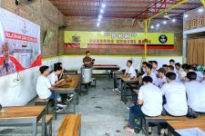 Pemuda Mahasiswa Ganjar Beri Latihan Budidaya Lele di Mojokerto - JPNN.com Jatim