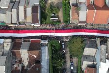 Sang Dwiwarna Sepanjang 100 Meter Meriahkan Festival Merah Putih Kota Bogor - JPNN.com Jabar
