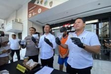Polisi Bongkar Peredaran Narkoba dalam Bentuk Cairan Rokok Elektrik - JPNN.com Jatim