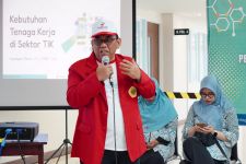 Sistekin Untag Surabaya Beri Wawasan Mahasiswa Baru Prospek Kerja di Sektor IT - JPNN.com Jatim