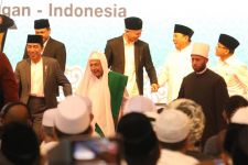 Momen Ganjar Sambut Jokowi & Prabowo di Muktamar Sufi Internasional, Lihat! - JPNN.com Jateng