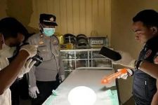 Petugas Medis & Pengunjung RSUD Sampang Dihebohkan Bayi Meninggal di Toilet IGD - JPNN.com Jatim