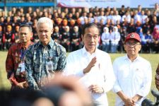  Jokowi Sebut SMK N Jateng Rintisan Ganjar Akan Diterapkan Nasional - JPNN.com Jateng