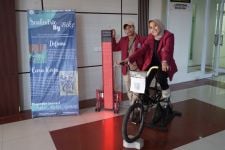 Mahasiswa UMSurabaya Buat Scalextric By Bike Untuk Terapi ABK - JPNN.com Jatim