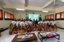 Kadindik Jatim: Siswa SMA SMK Harus Gali Potensi Siapkan Untuk Dunia Kerja - JPNN.com Jatim