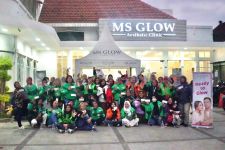 Syukuran HUT ke-6, MS Glow Beri Tratment Gratis Pengemudi Ojol di Malang - JPNN.com Jatim