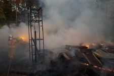 Kebakaran Kandang Ayam di Semarang, Peternak Rugi Rp 500 Juta - JPNN.com Jateng