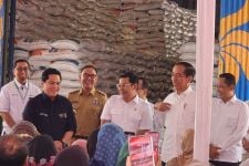 Pos Indonesia Mulai Distribusikan Bantuan Pangan Beras Tahap Dua ke 12 Provinsi - JPNN.com Jabar