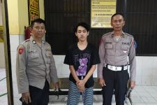 Pemuda Tabrak Polisi & Wartawan di Surabaya Jadi Tersangka - JPNN.com Jatim