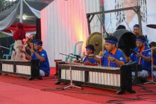 Ganjar Ronggolawe Bantu Kembangkan Pariwisata Lokal Lewat Festival Tongklek - JPNN.com Jatim