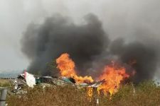 Kebakaran di TPA Jatibarang Semarang 6 Jam Belum Padam, 2 Kabupaten Turun Tangan - JPNN.com Jateng