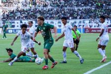 Pelatih Arema FC Banyak Belajar dari Kekalahan Melawan Persebaya - JPNN.com Jatim