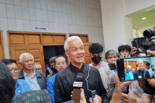 Ganjar Pranowo Bocorkan Opsi Nama Bacawapres, Ada dari Suku Sunda - JPNN.com Jabar