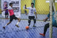Melalui Turnamen Futsal, Kajol Ganjar Fasilitasi Minat dan Bakat Olahraga Ojol di Bogor - JPNN.com Jabar