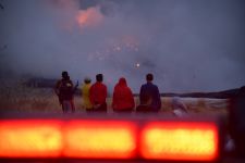 Asap Kebakaran TPA Jatibarang Semarang Berbahaya, Ita Minta Warga Pakai Masker - JPNN.com Jateng
