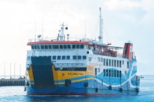 ASDP Siapkan 19 Kapal Feri untuk Penyeberangan dari Pelabuhan Merak Menuju Lampung Hari Ini - JPNN.com Banten