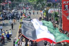 Ribuan Umat Muslim di Bandung Ikut Aksi Bela Palestina - JPNN.com Jabar