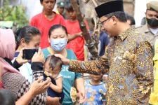 Gus Muhdlor Umumkan Angka Kemiskinan Sidoarjo 2023 Turun 6,54 Ribu Jiwa - JPNN.com Jatim