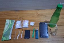 Polisi Gerebek Rumah Pengedar Narkoba di Situbondo, Temukan Puluhan Gram Sabu-Sabu - JPNN.com Jatim