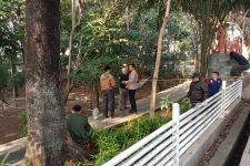 Mayat Tukang Parkir Ditemukan Mengambang di Kali Taman Lansia Bandung - JPNN.com Jabar