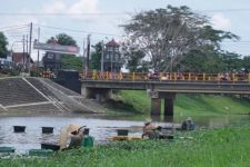 Sejumlah Sungai di Tulungagung Berbahaya, Terdapat Kandungan Bakteri E.Coli - JPNN.com Jatim