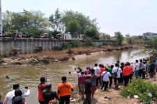 Tenggelam Saat Berenang, Pelajar SMP Ditemukan Meninggal di Kali Kamoning - JPNN.com Jatim