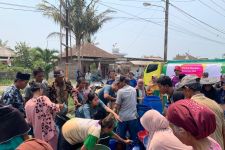 Peran Nyata Indosat Bantu Warga Banten Atasi Krisis Air Bersih Dampak Kekeringan - JPNN.com Banten