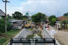 Pemkot Surabaya Bangun 6 Rumah Pompa & 200 Saluran tuk Antisipasi Banjir - JPNN.com Jatim